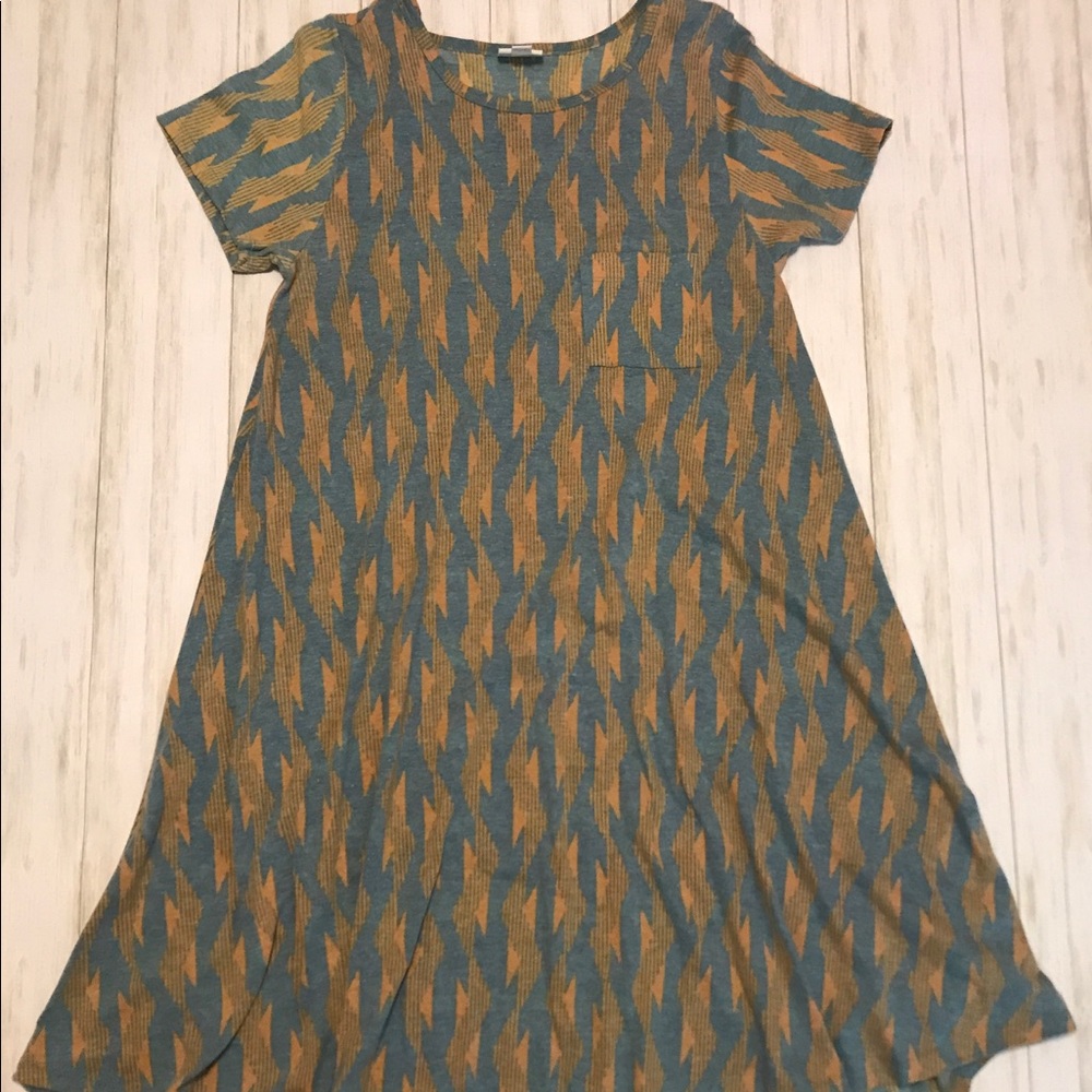 LuLaRoe Carly Size M Heather Tan/Orange Blue Dress